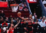 火箭险胜逆转取胜，公牛关键表现点燃全场！的简单介绍